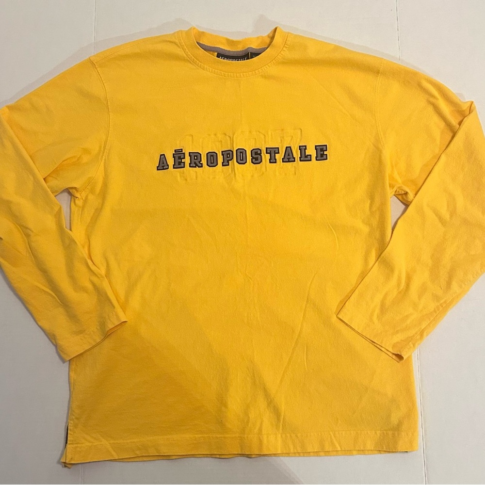 Aeropostale Men's Long Sleeve Tee in Vibrant Yellow